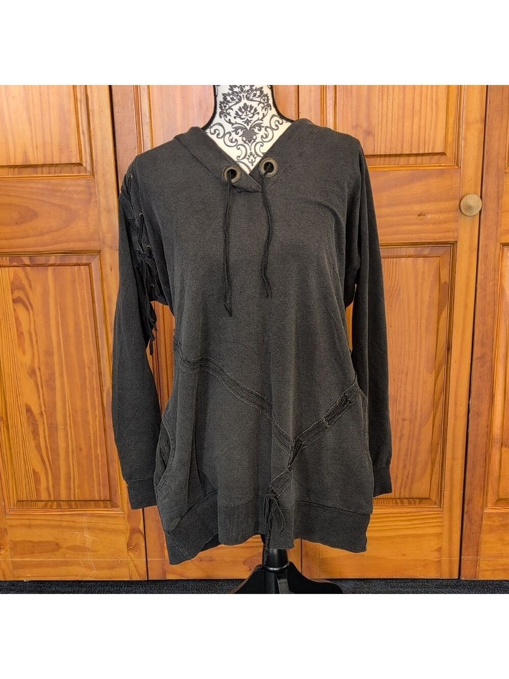 Rocawear Charcoal Long Hoodie Sweatshirt 1X                   C277